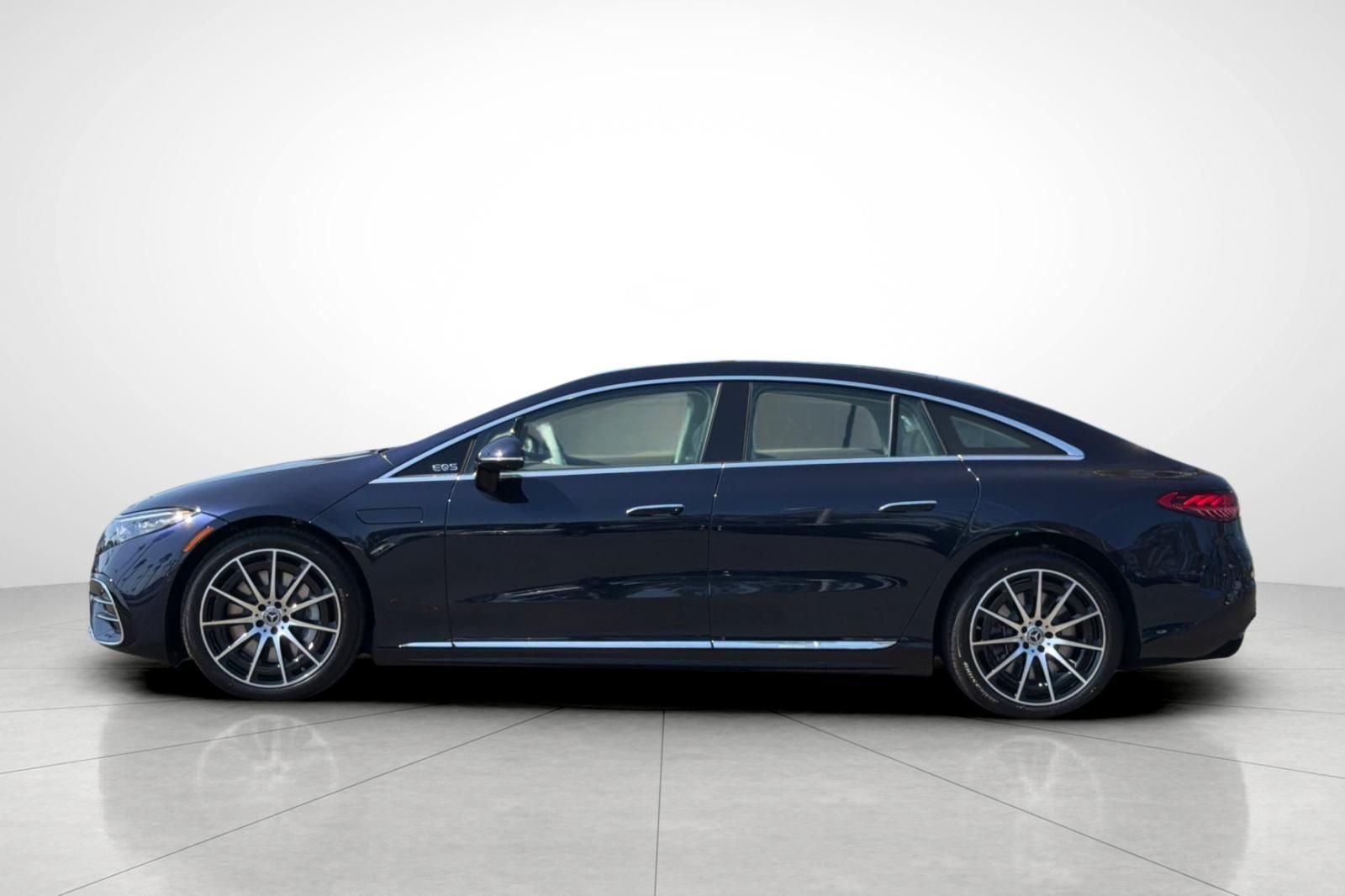 New 2026 Nautical Blue Metallic Mercedes-Benz 450 image 33