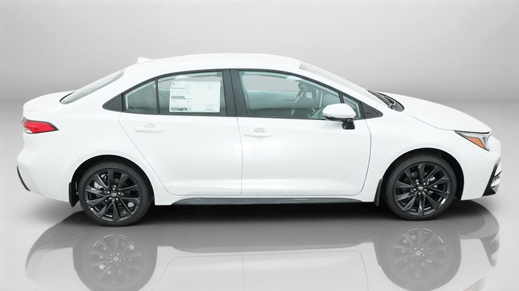 New 2027 Wind Chill Pearl Toyota SE image 31