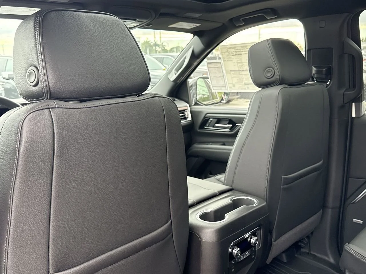 2026 GMC Yukon XL Denali - Photo 23