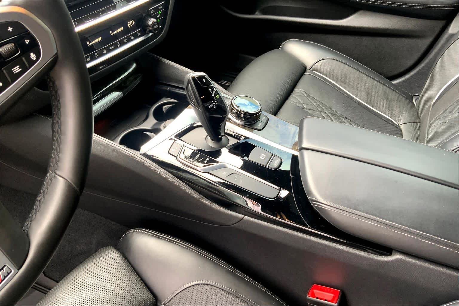 Used 2020 Alpine White BMW M550i xDrive image 16