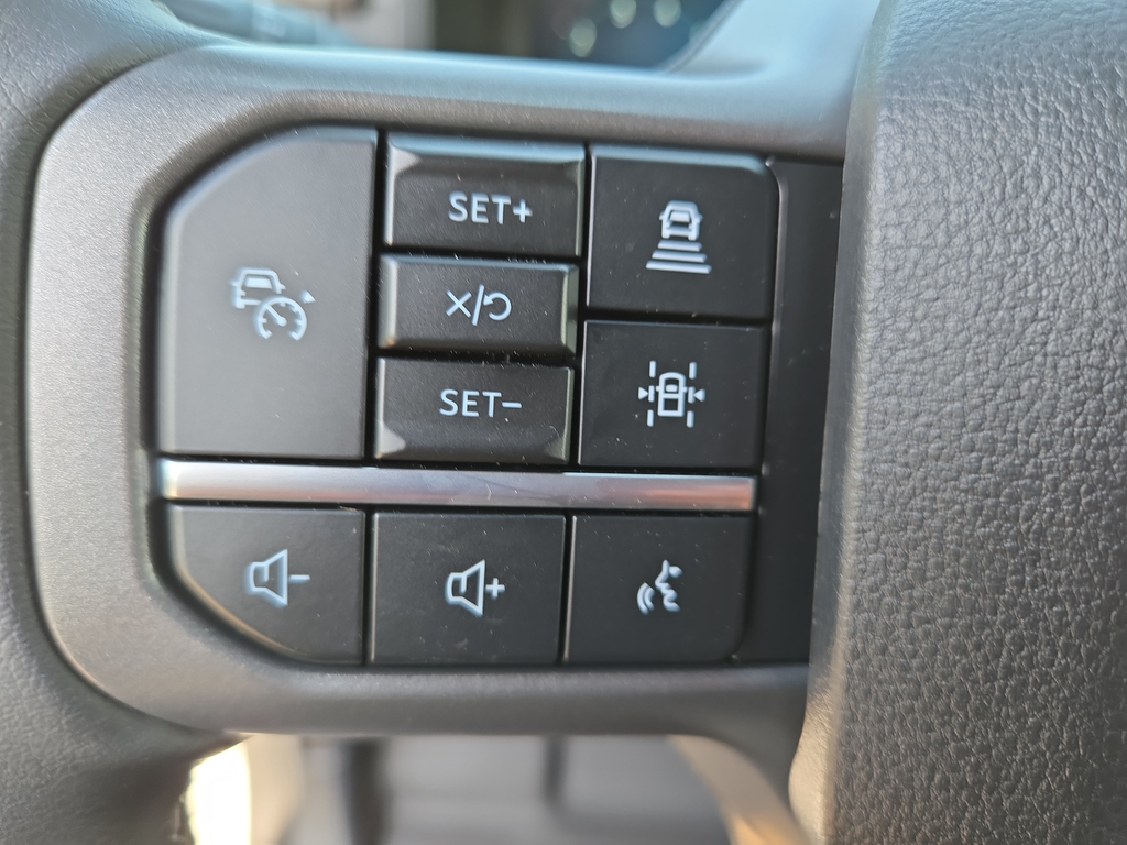 New 2026 Avalanche Ford XLT image 17