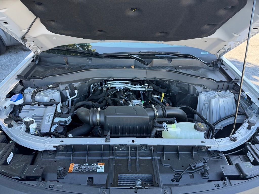 Certified Used 2026 Space White Metallic Ford Tremor image 23