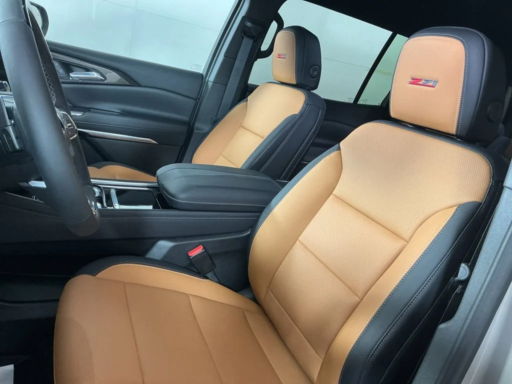 New 2027 Sandstone Gray Chevrolet Z71 image 5
