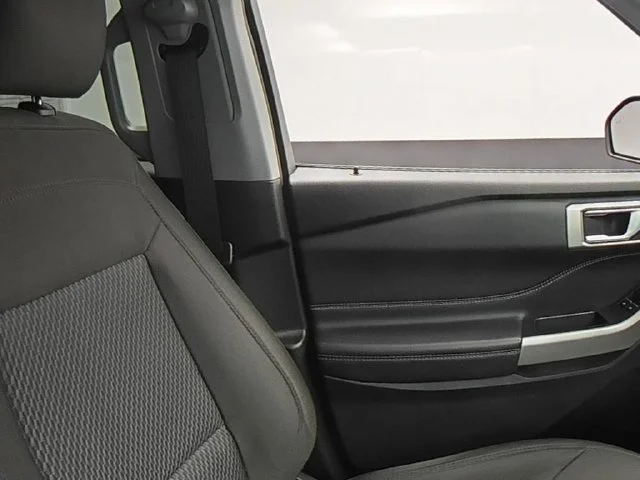 Used 2023 Red Ford XLT image 34