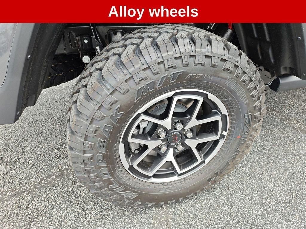 New 2026 Granite Crystal Metallic Clear-Coat Exterior Paint Jeep Rubicon X image 12