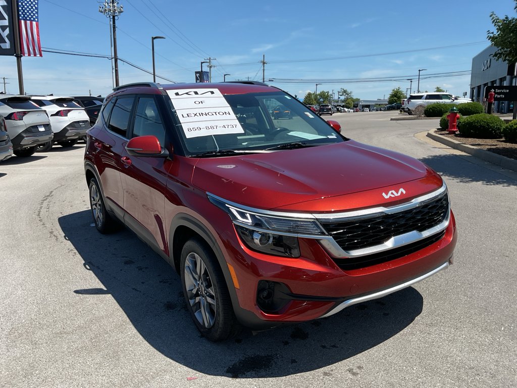 Used 2023 Mars Orange Kia S image 2