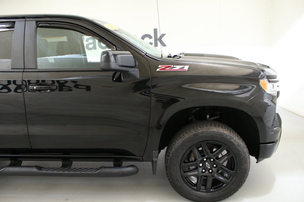 2025 Chevrolet Silverado 1500 LT Trail Boss - Photo 11