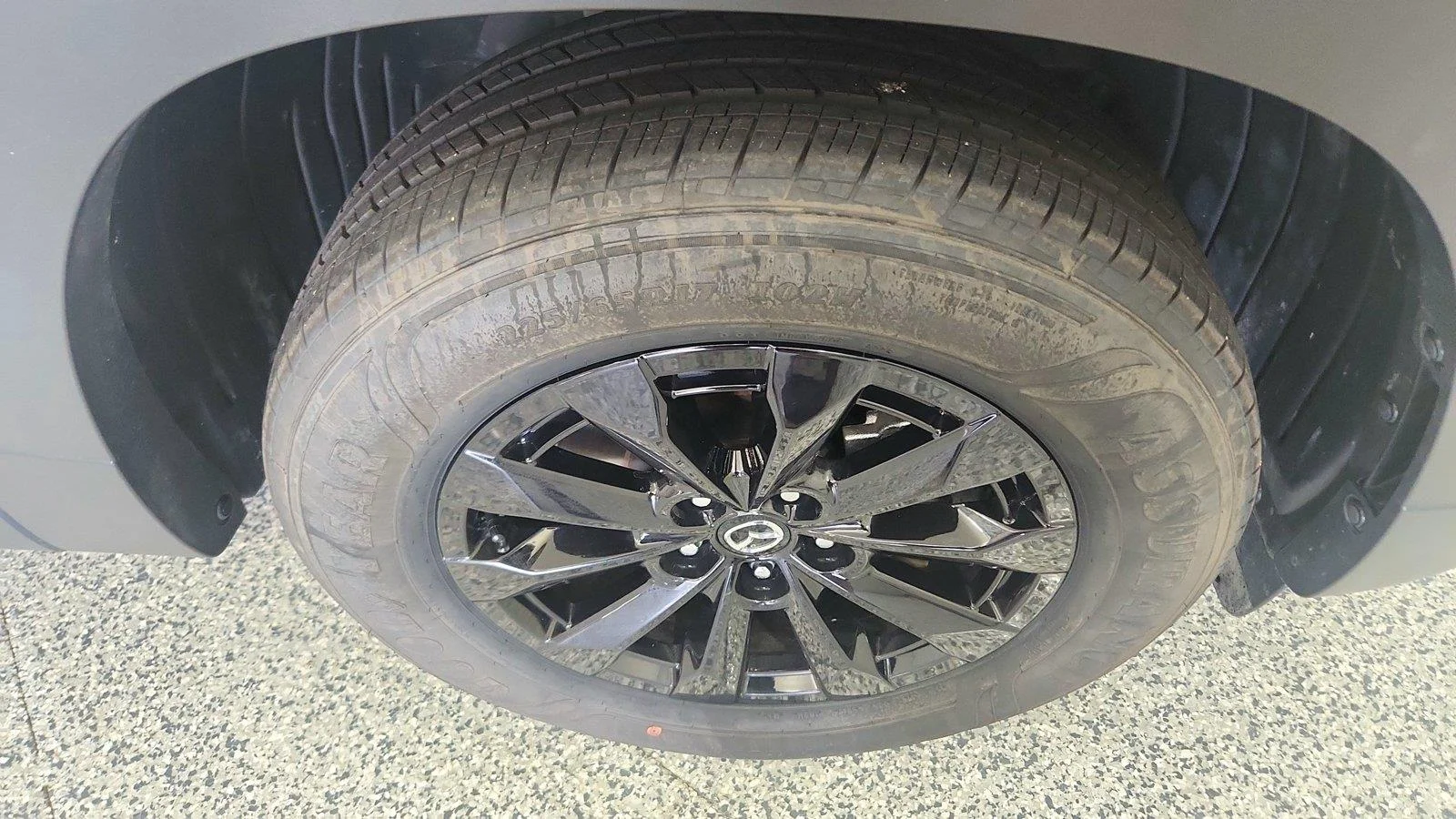 Used 2025 Wind Chill Pearl Mazda Premium Package image 31