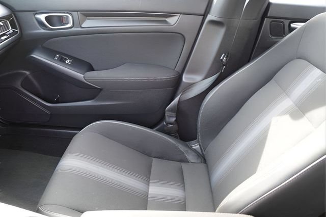Certified Used 2025 Solar Silver Metallic Honda Sport image 28