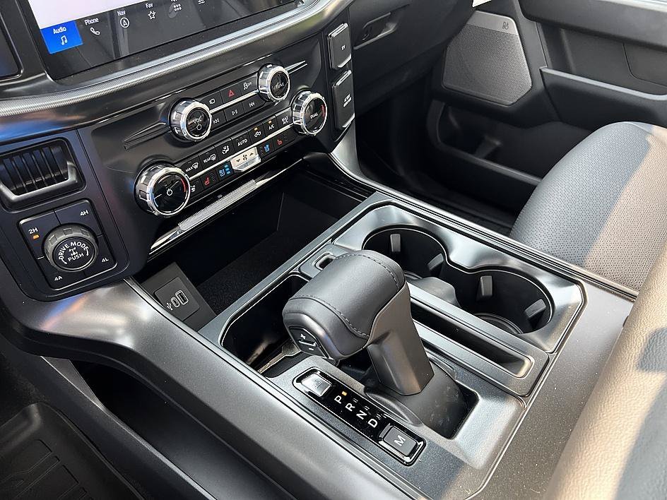 New 2026 Antimatter Blue Metallic Ford LARIAT image 19