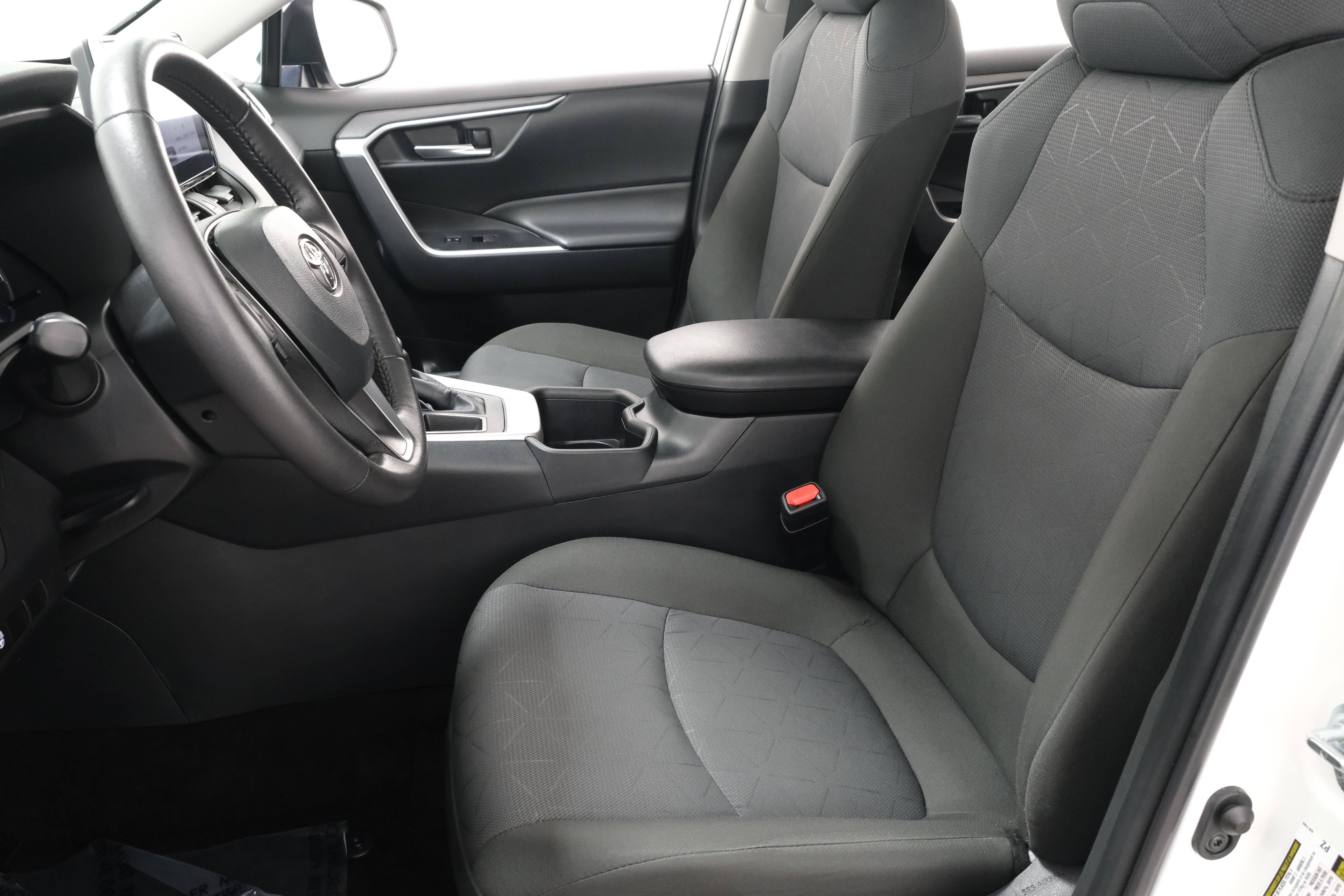 Certified Used 2025 Ice Cap Toyota XLE image 30
