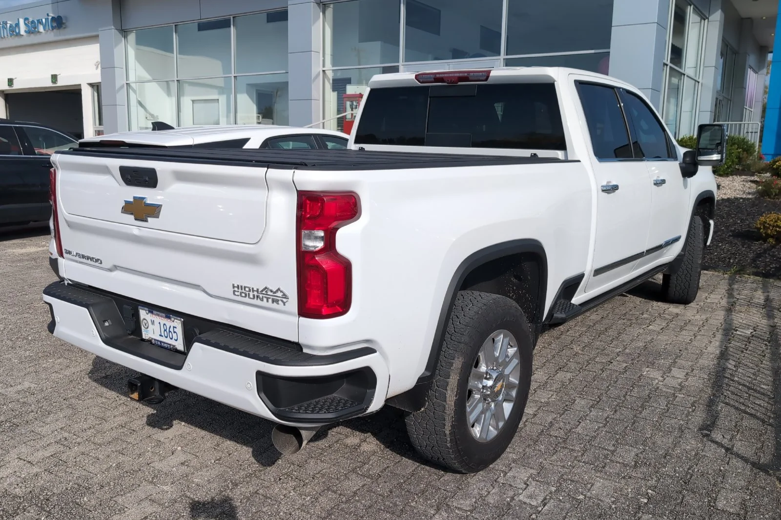 Used 2024 Summit White Chevrolet High Country image 6