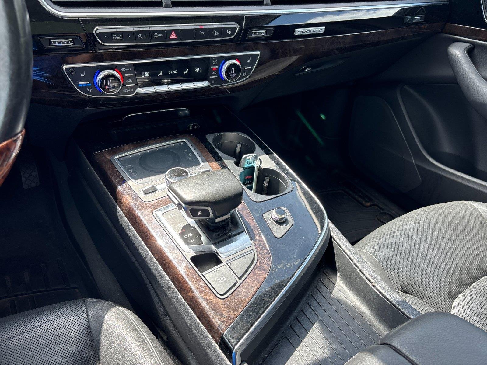 Used 2017 Graphite Gray Metallic Audi Premium Plus image 26