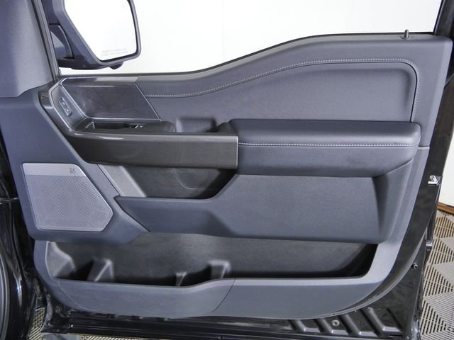 Used 2021 Black Ford XLT image 9