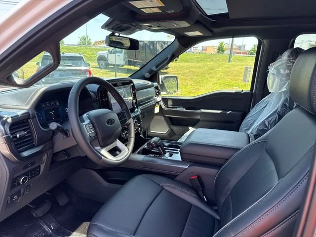 New 2026 Oxford White Ford Lariat® image 11