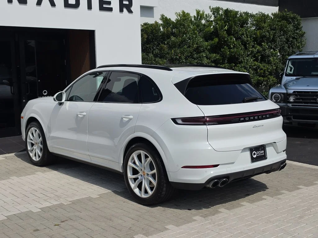 Used 2024 White Porsche Base image 3