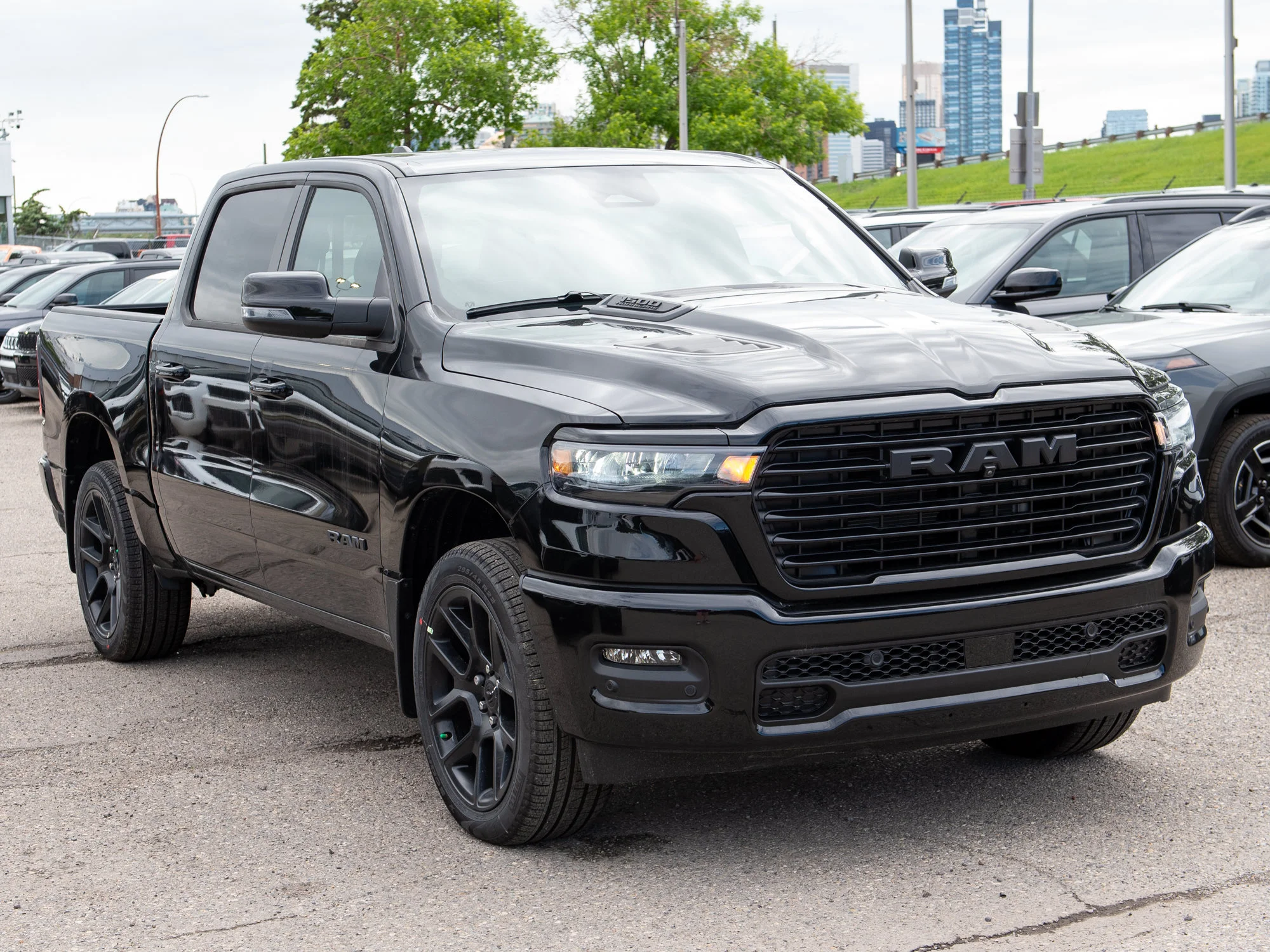 New 2026 Black RAM Sport* image 5