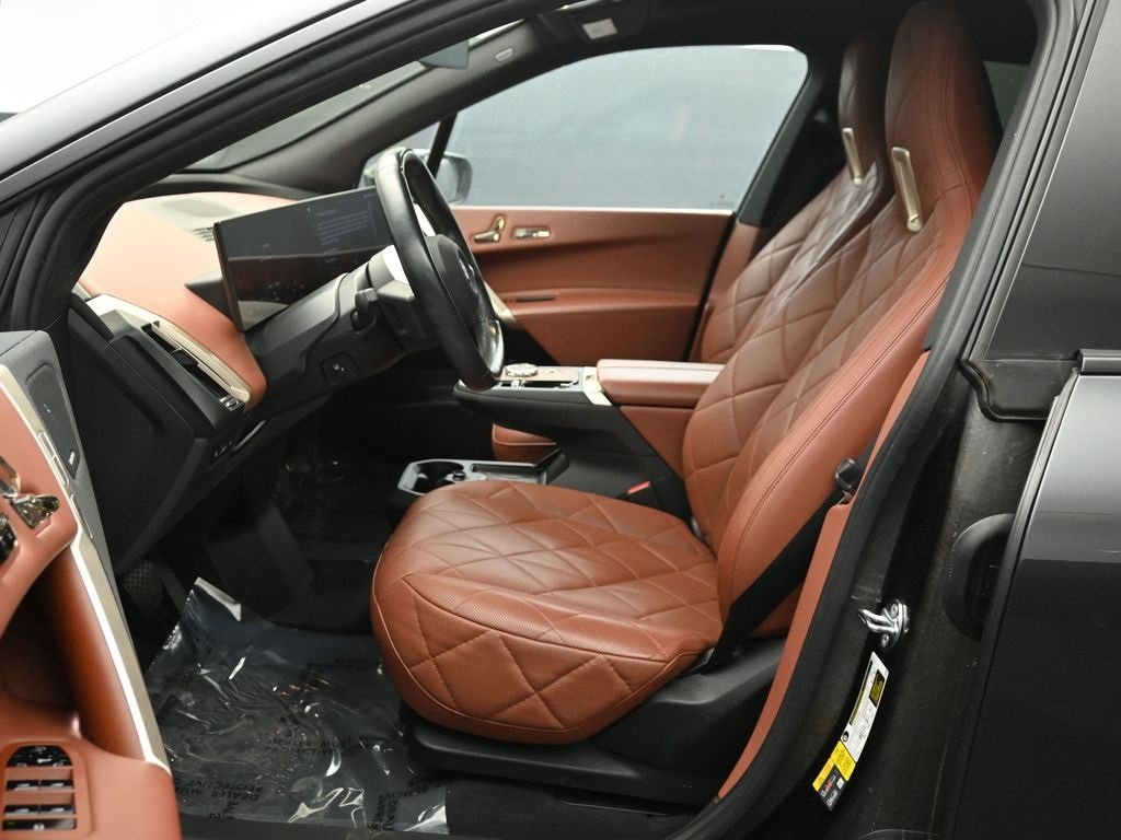 2023 BMW IX - Image 9