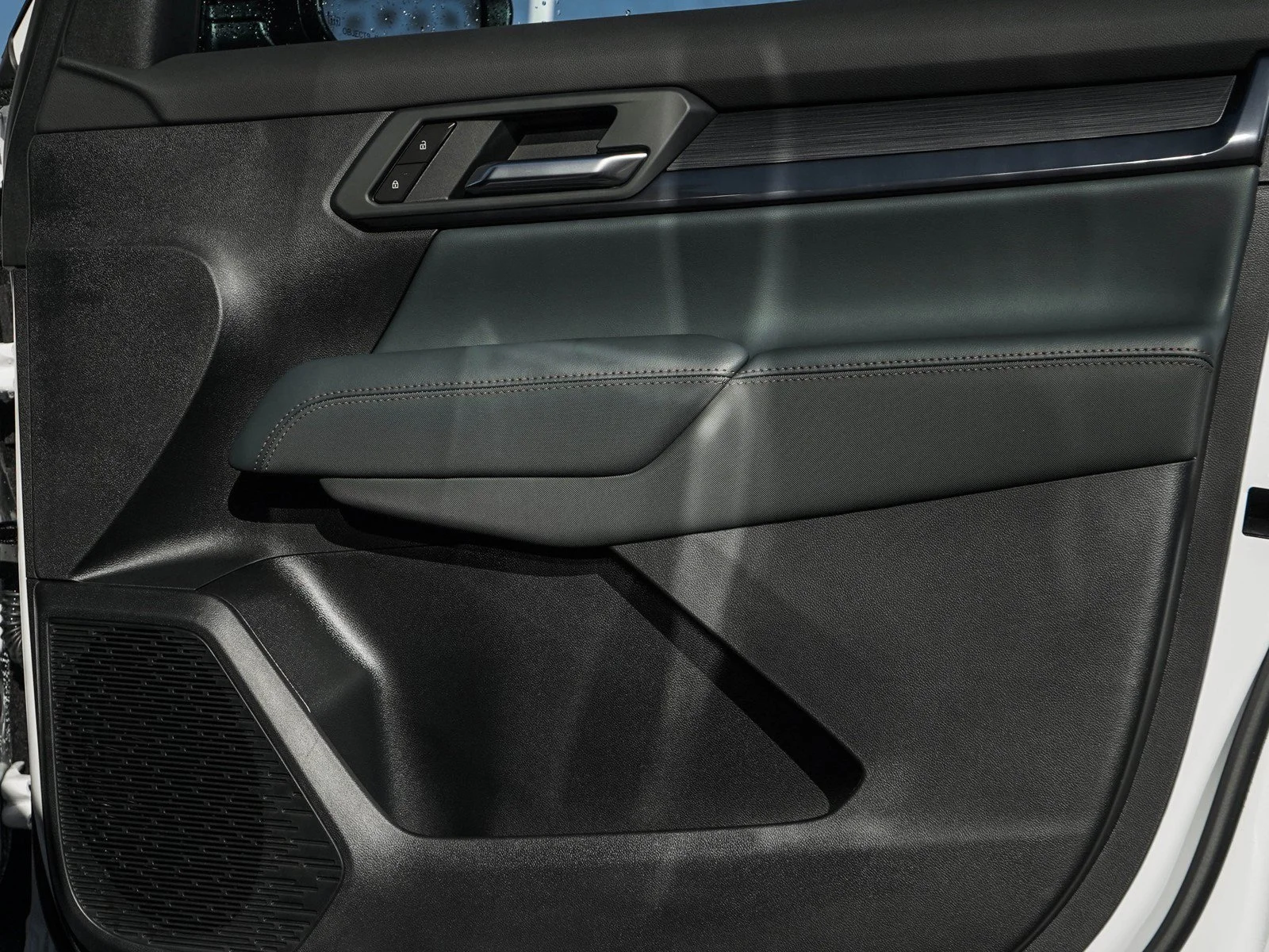 2027 GMC Terrain AT4 - Photo 10