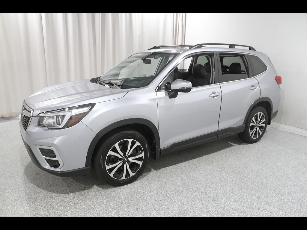 Used 2020 Ice Silver Metallic Subaru Limited image 3