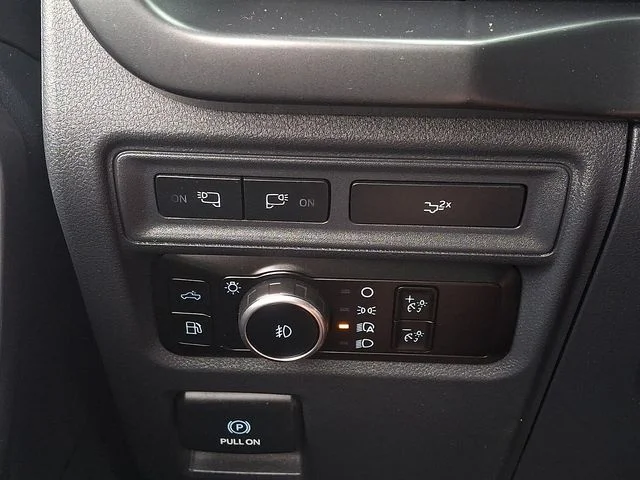 Certified Used 2024 Carbonized Gray Metallic Ford XLT image 27