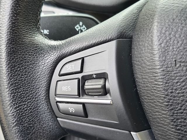 Used 2017 White BMW sDrive28i image 26