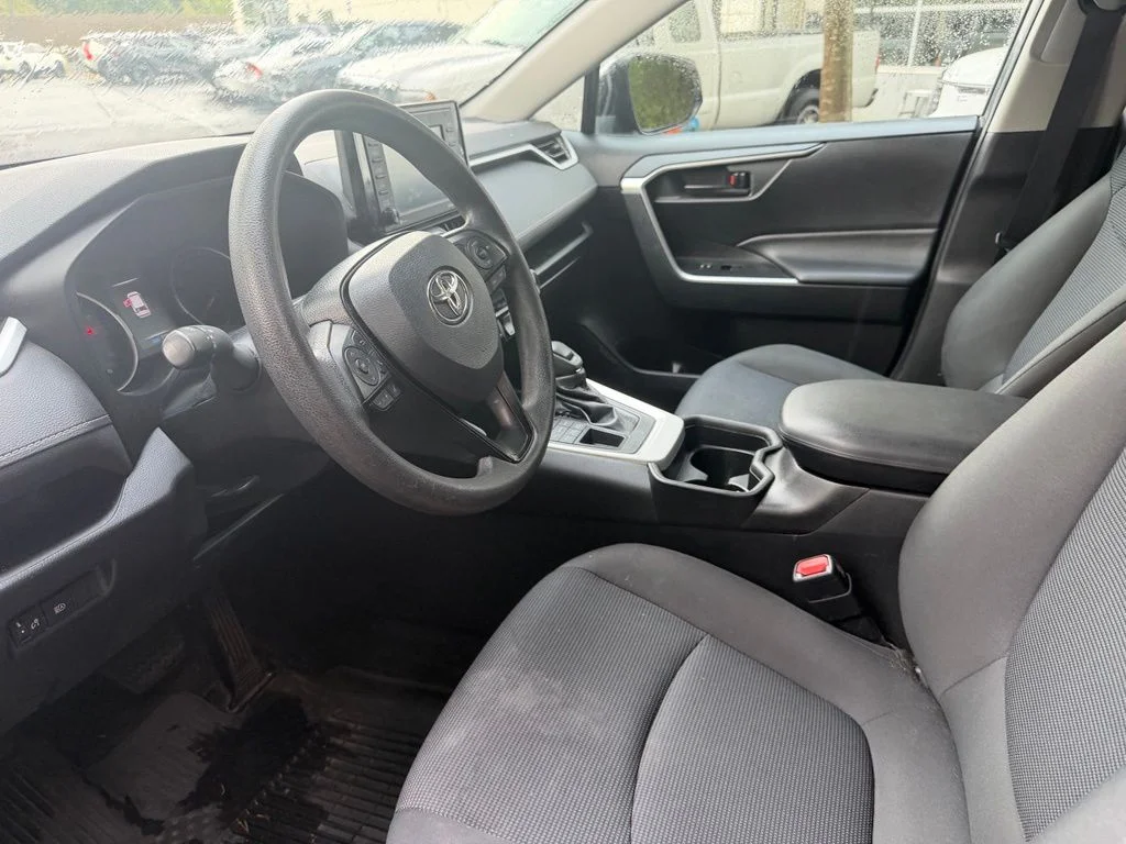 Used 2020 Magnetic Gray Metallic Toyota LE image 13