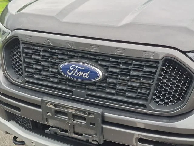 Used 2019 Gray Ford XLT image 36