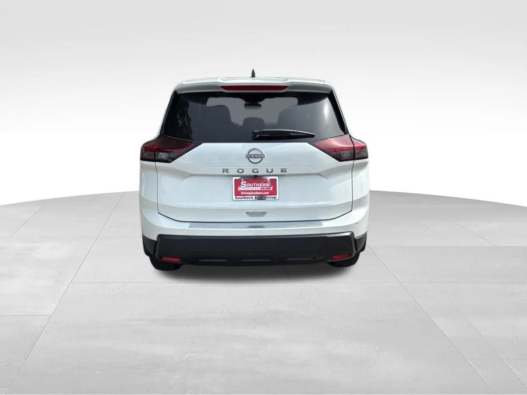 New 2026 Everest White Pearl TriCoat Nissan SV image 3