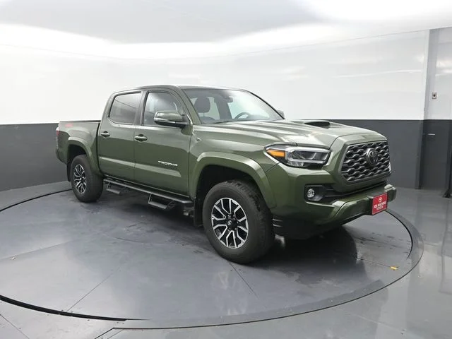 Used 2022 Green Toyota TRD Sport image 10