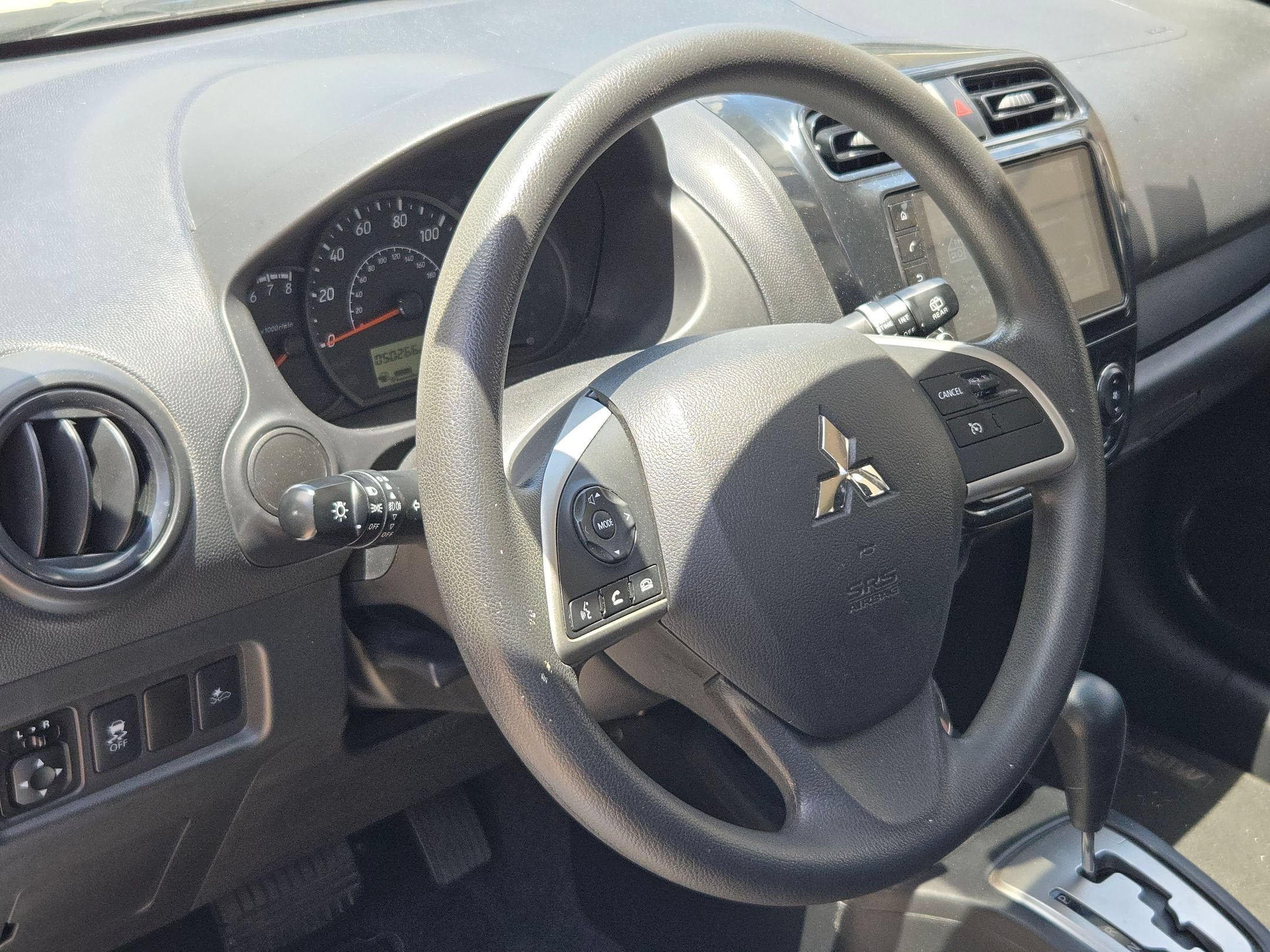 Used 2024  Mitsubishi ES image 10