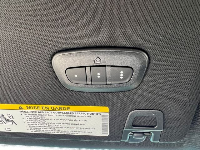 New 2026 Baltic Gray Metallic Clear-Coat Exterior Paint Jeep Limited Reserve image 33