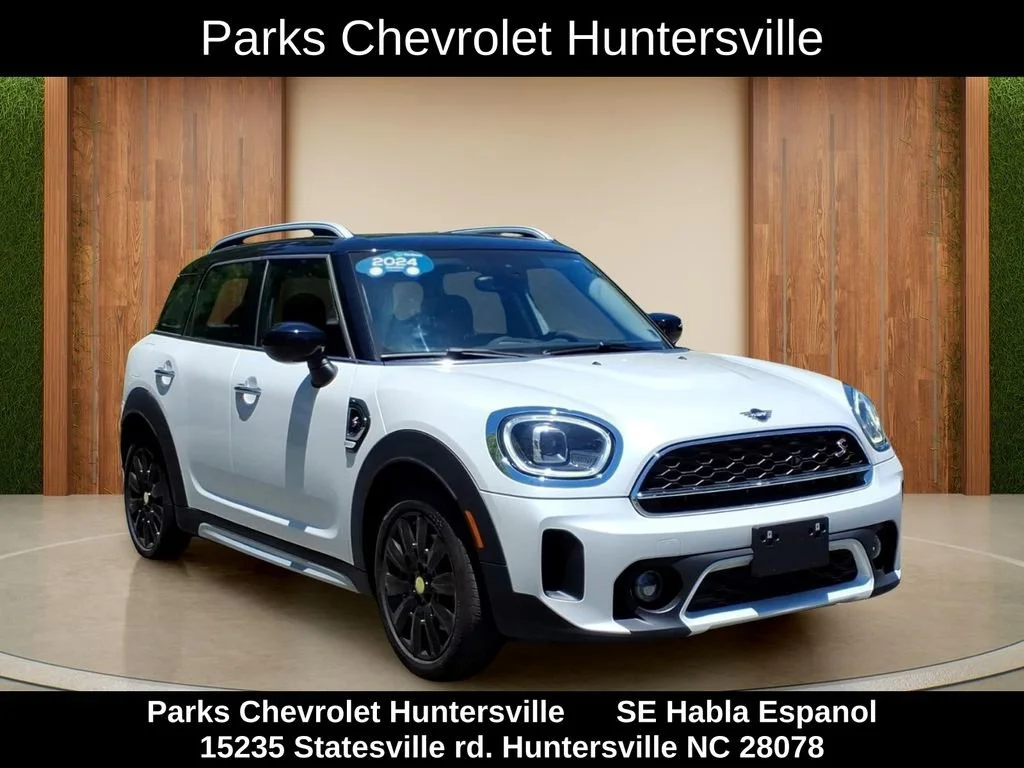 2024 MINI Countryman Cooper S's photo