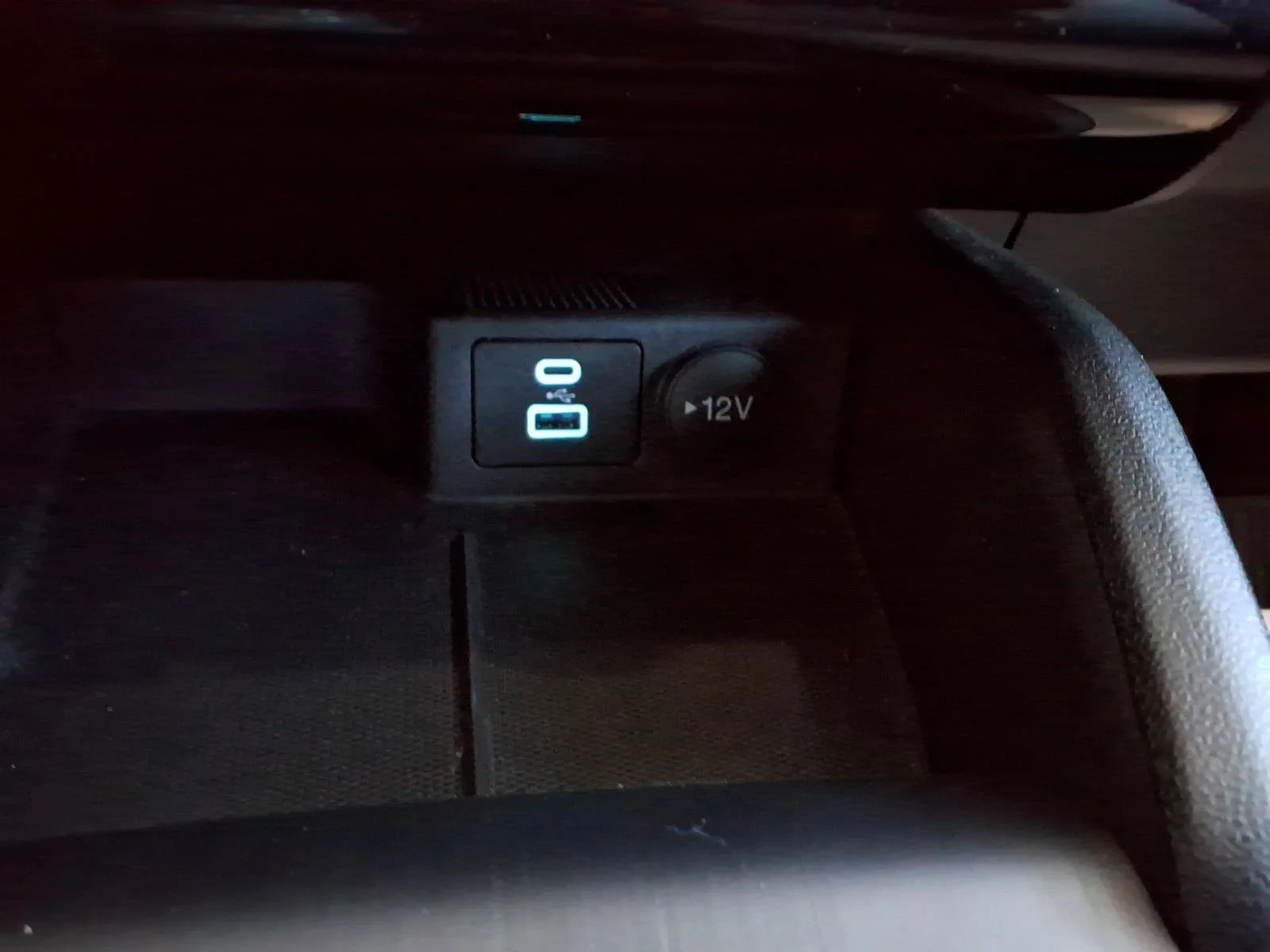 2022 Ford Escape SE - Photo 25