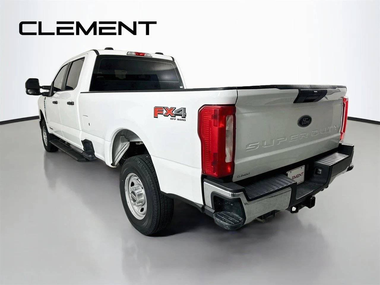 Certified Used 2024 Oxford White Ford XL image 10