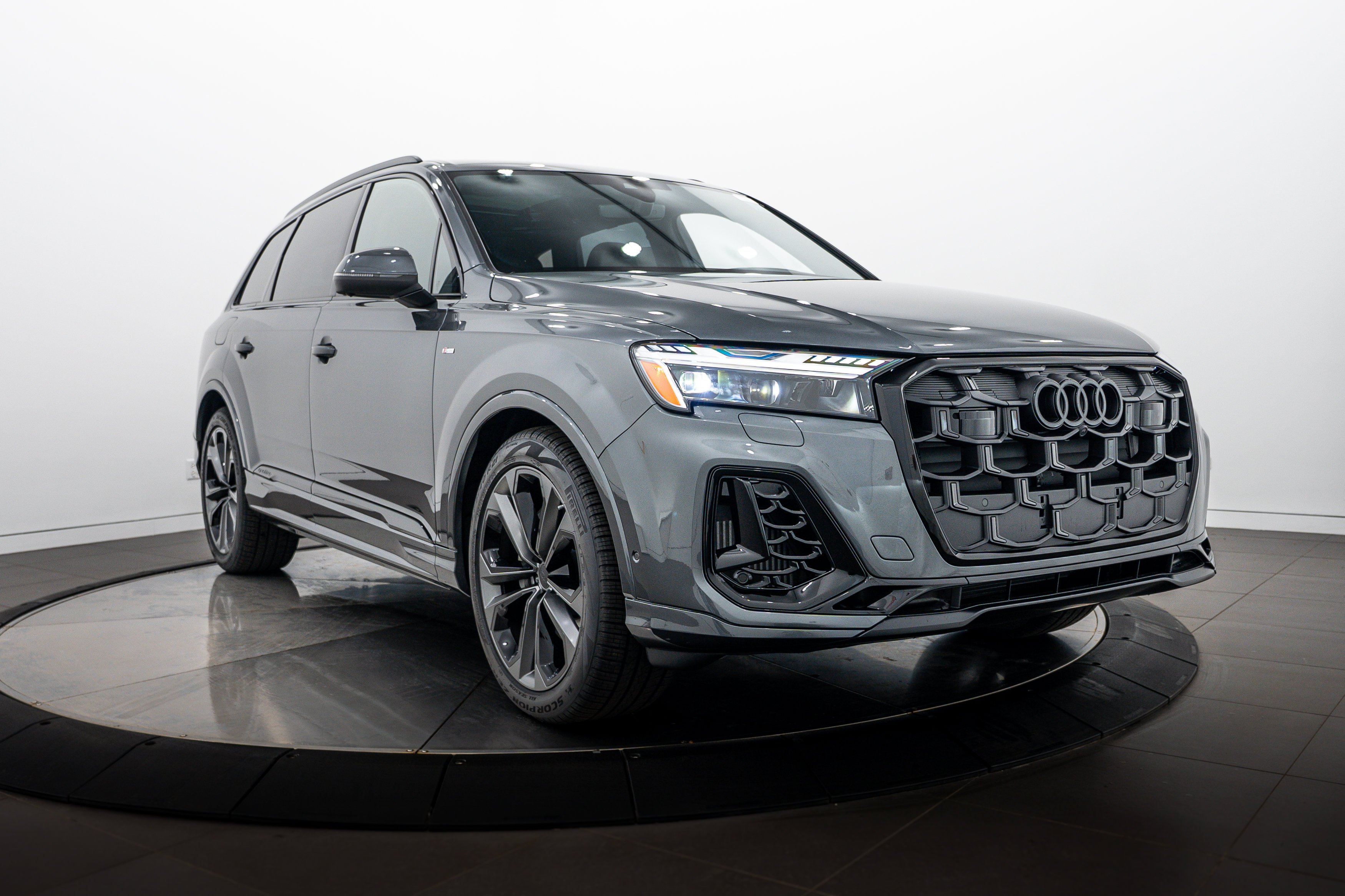 New 2026 Daytona Gray Audi S line Prestige image 2