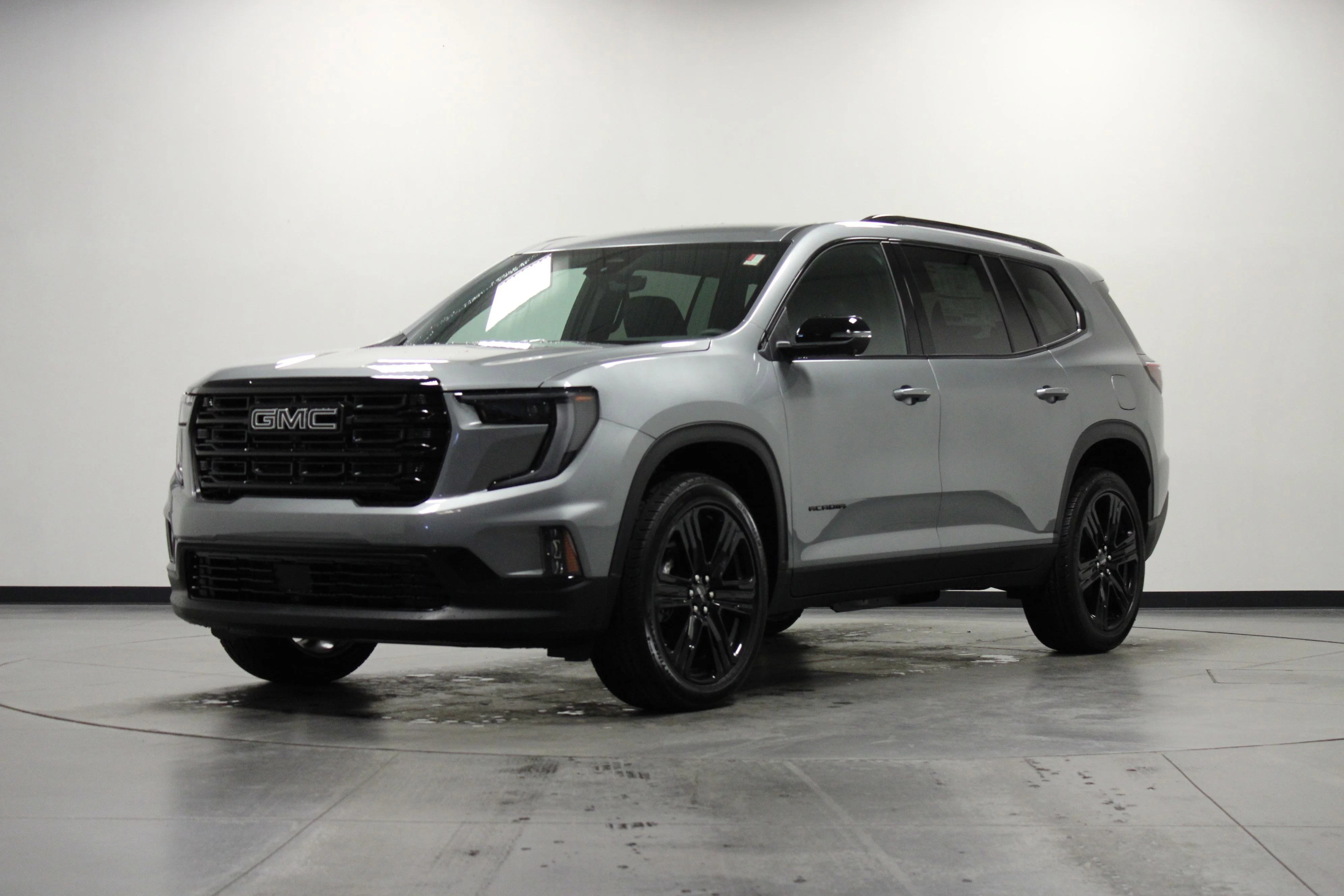 New 2026 Sterling Metallic GMC Elevation image 7