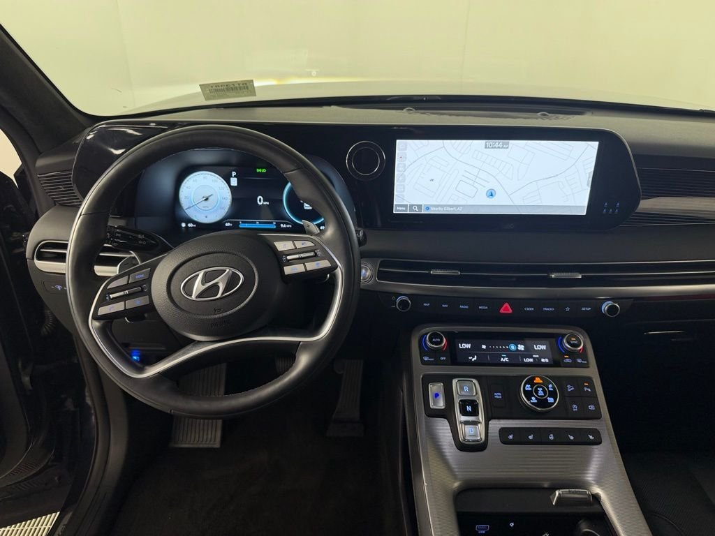Used 2025 White Hyundai Calligraphy image 13