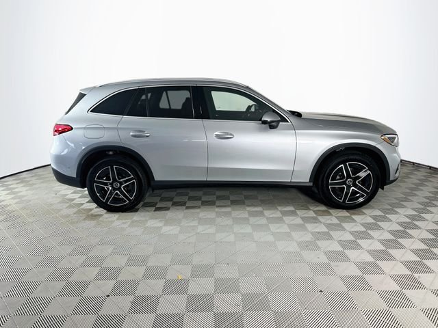 New 2027 Cirrus Silver Metallic Mercedes-Benz GLC 300 image 8