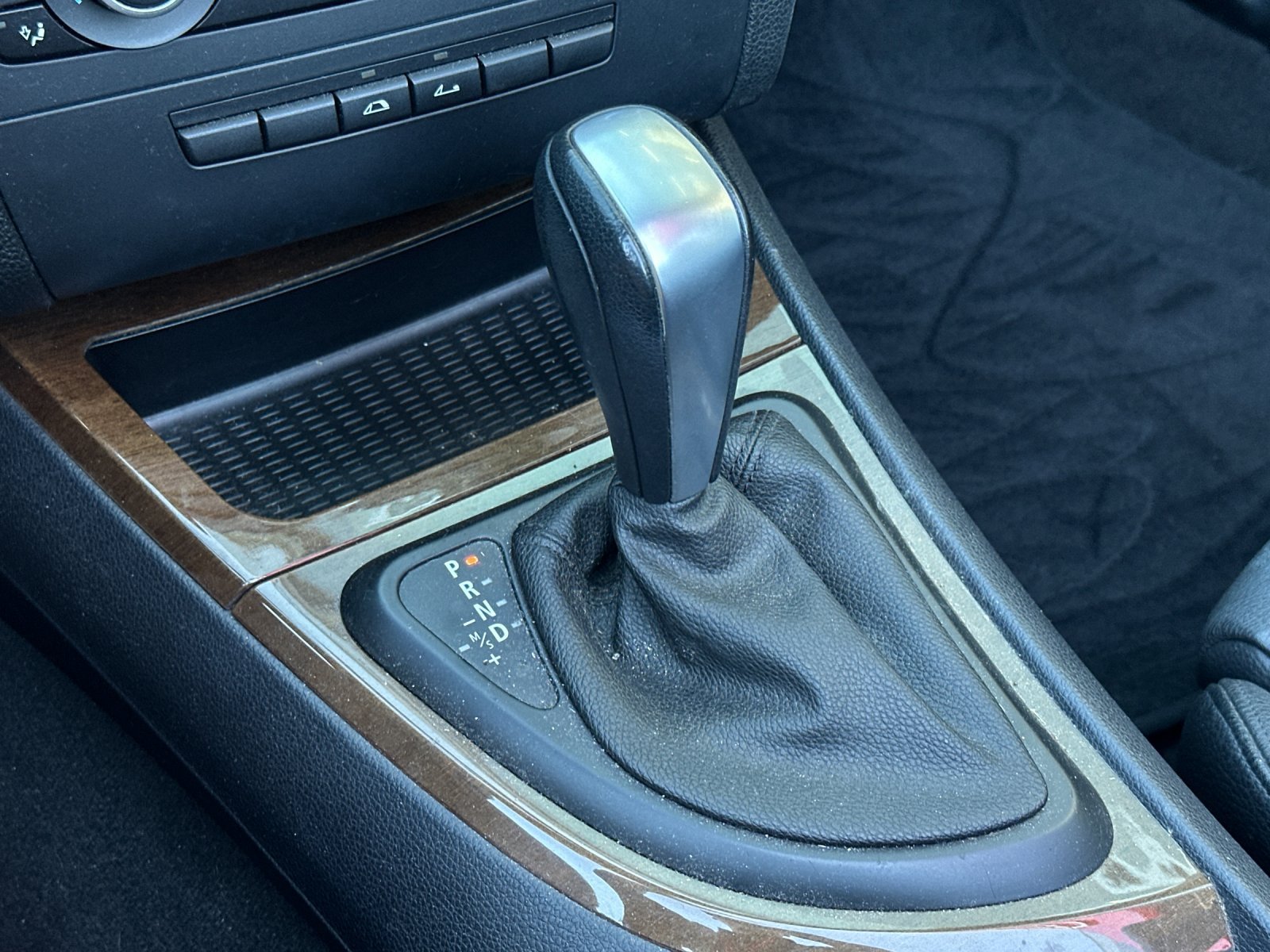 Used 2010 Montego Blue Metallic BMW 135i image 18