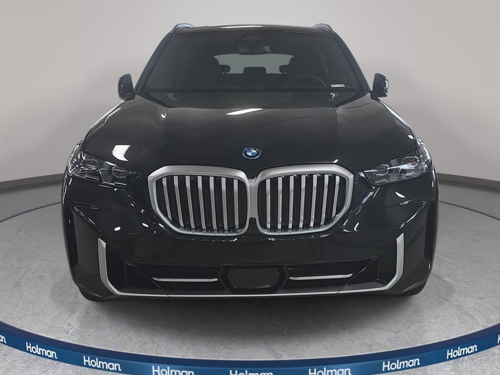 New 2026 Black Sapphire Metallic BMW xDrive50e image 2