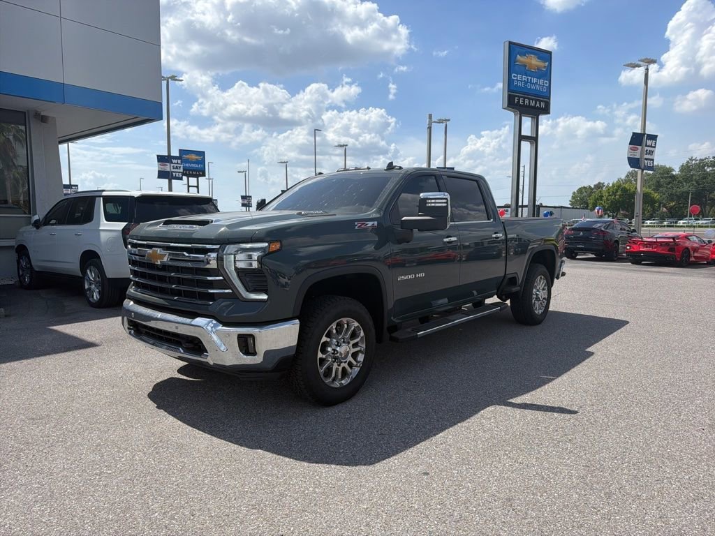 2025 Chevrolet Silverado HD LTZ 4WD Crew Cab Standard Box's photo