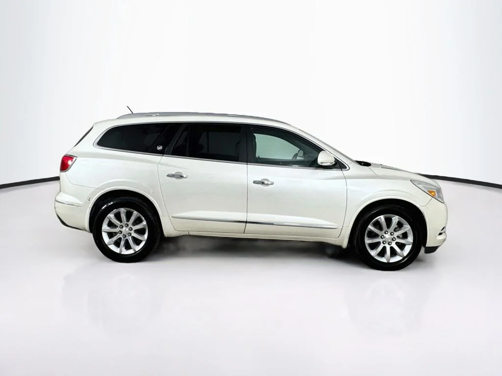 Used 2013 White Diamond Clearcoat Buick Premium Group image 9