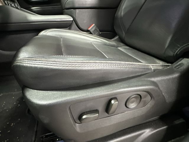 Certified Used 2024 Iridescent Pearl Tricoat Chevrolet High Country image 18