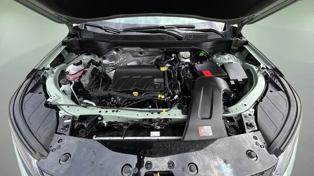Used 2026 Cacti Green Chevrolet ACTIV image 33
