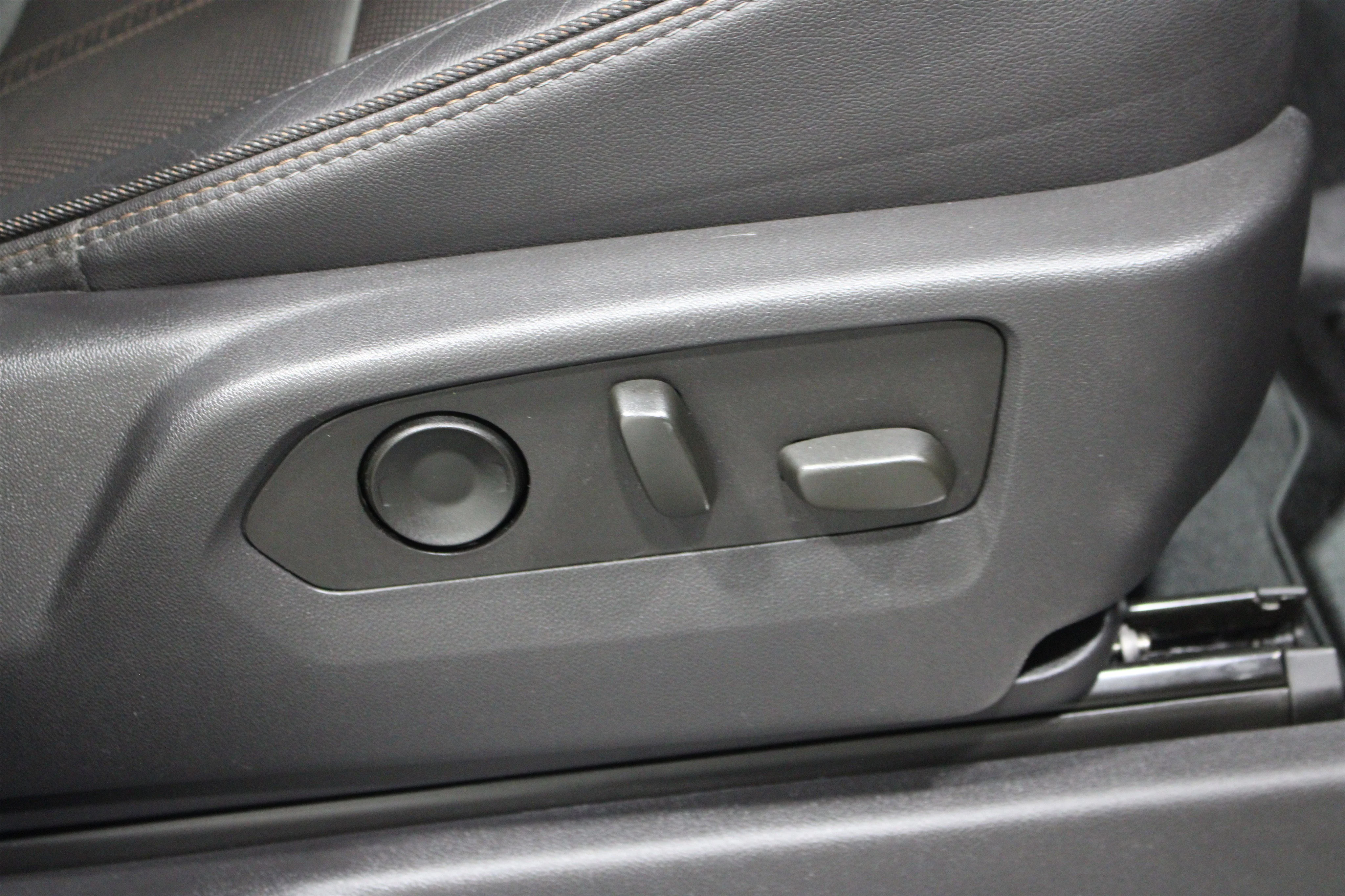 2024 Chevrolet Silverado 2500HD High Country - Photo 29