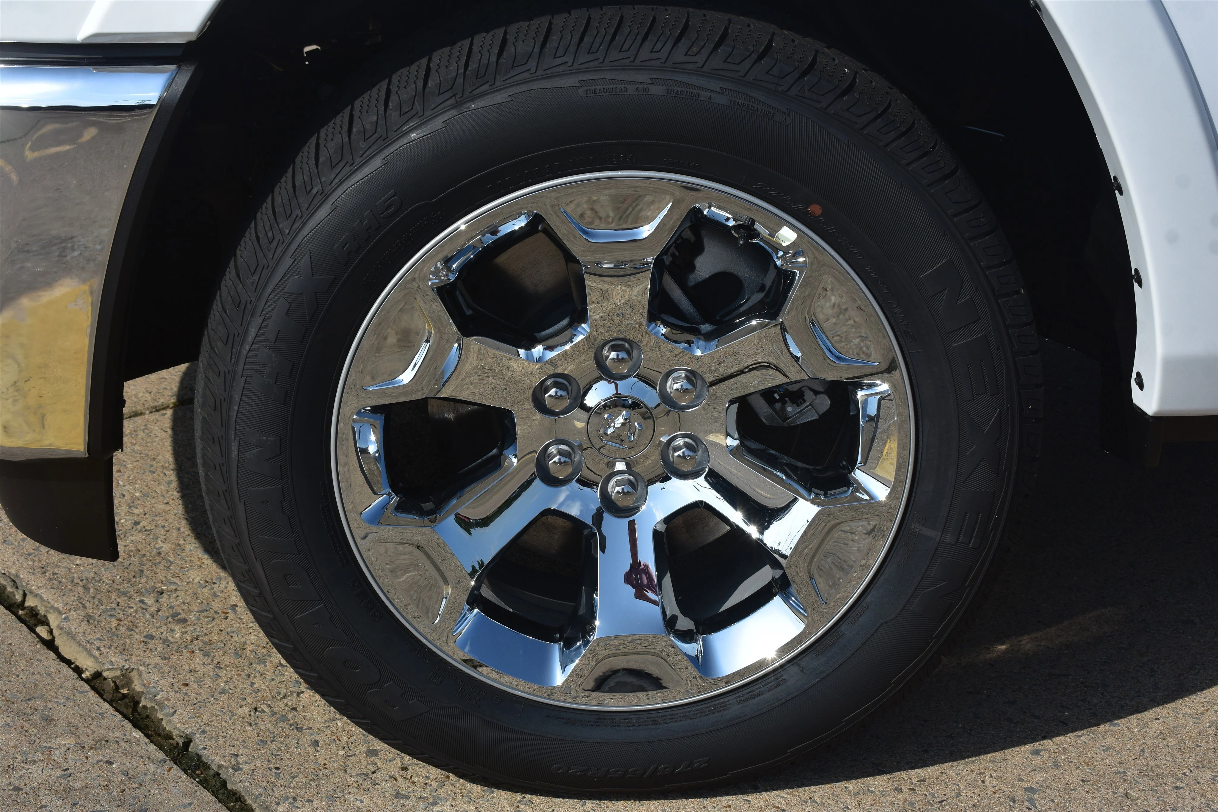 New 2026 Bright White Clearcoat Ram Big Horn image 11