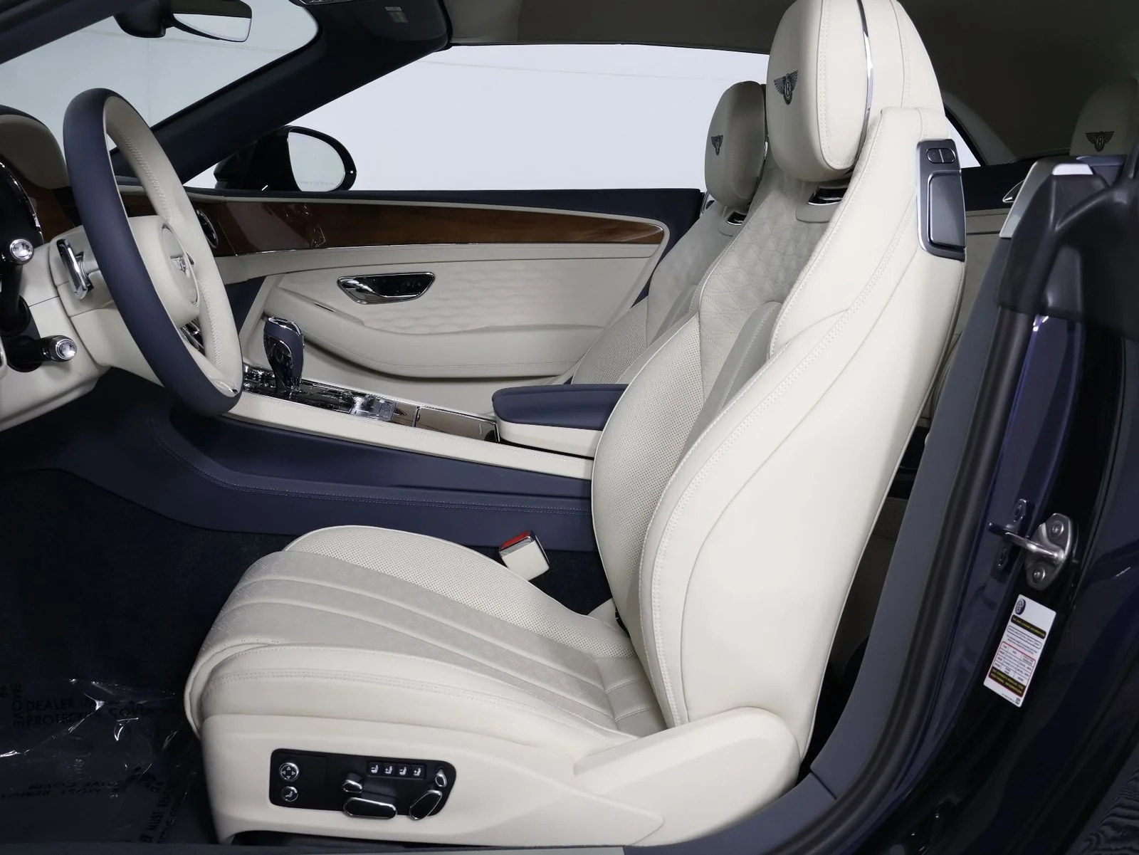 New 2026 Dark Sapphire Bentley GTC S image 2