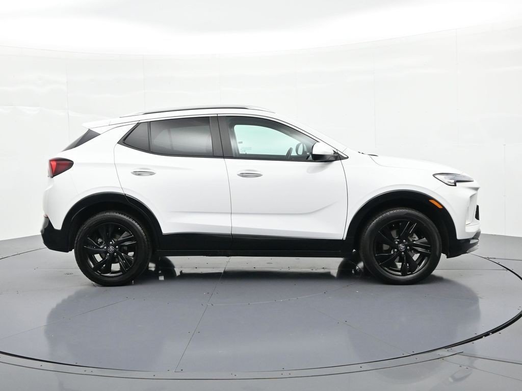 Used 2024 Summit White Buick AWD 4dr Sport Touring image 5