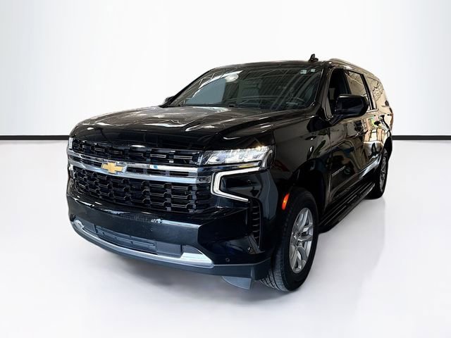 2023 Chevrolet Suburban 4WD 1500 LS's photo